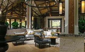 Novus Giri Resort & Spa